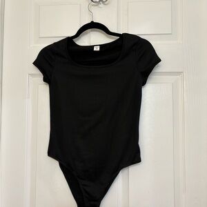 SHEIN Girl’s Black Short Sleeve One-Piece Bodysuit